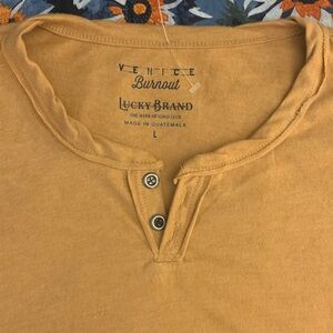 NWOT 🍀LUCKY BRAND🍀 Venice Burnout Henley Tee